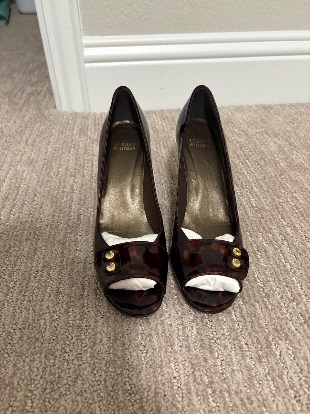 Stuart Weitzman Tortoiseshell Brown Peep-Toe Pumps with Gold Buttons